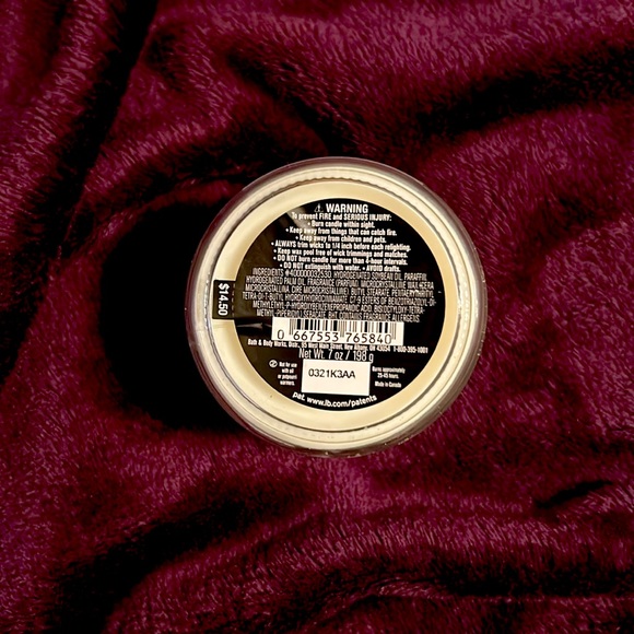 Bath and Bodyworks Stress Relief Candle - Picture 3 of 3